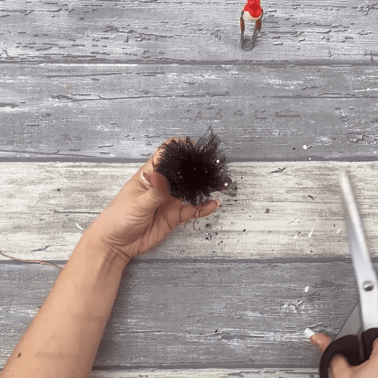 Comment Ouvrir Une Porte Avec Une Pince A Cheveux Comment faire une POUPÉE en TULLE ? - Mamykit