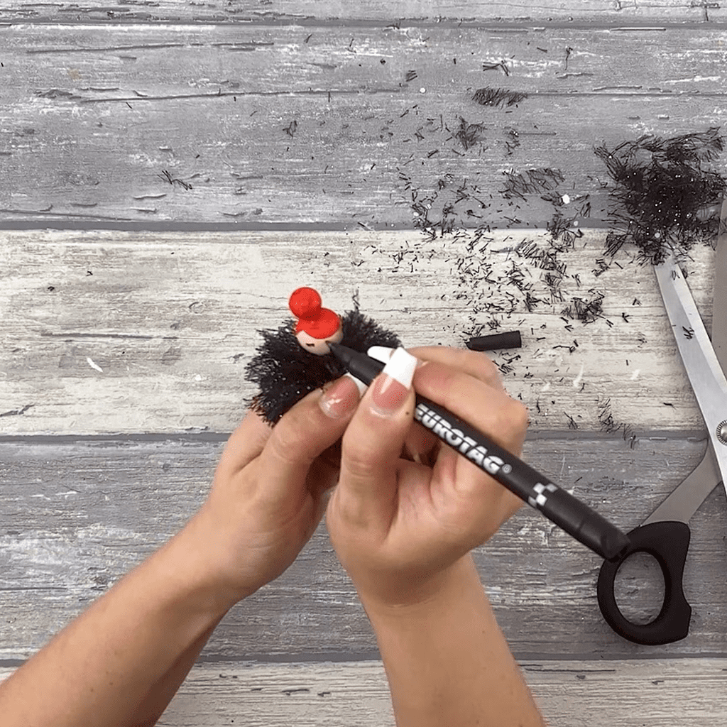 Comment Ouvrir Une Porte Avec Une Pince A Cheveux Comment faire une POUPÉE en TULLE ? - Mamykit