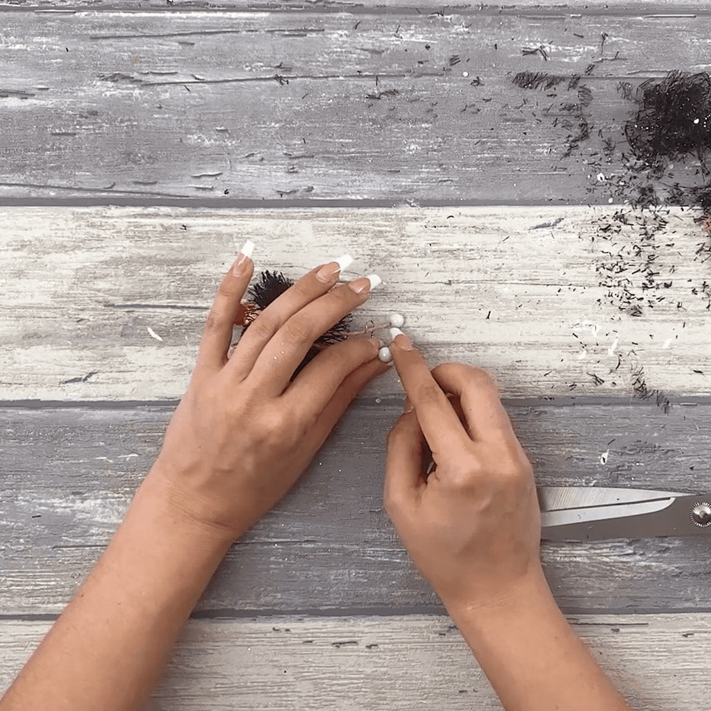 Comment Ouvrir Une Porte Avec Une Pince A Cheveux Comment faire une POUPÉE en TULLE ? - Mamykit